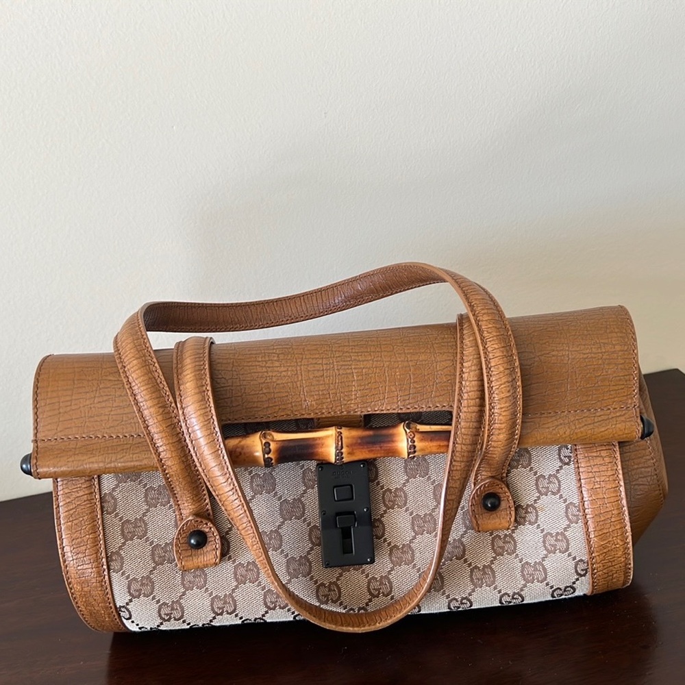 100% AUTHENTIC GUCCI Bamboo Bullet Bag (tan& Black)